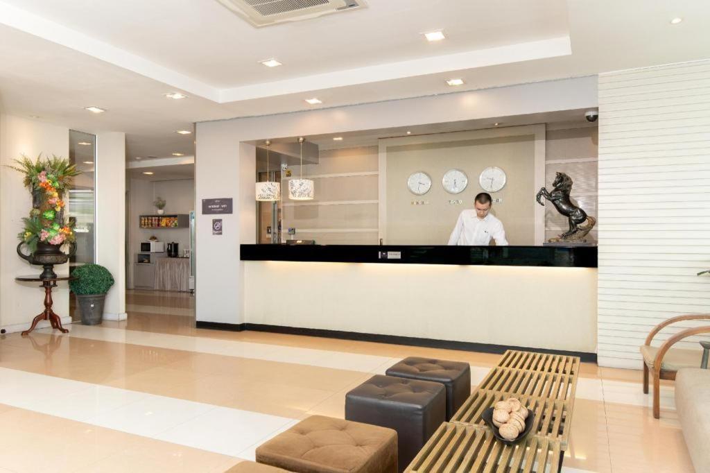 Synsiri Ladprao 130 Hotel Bangkok Exterior photo