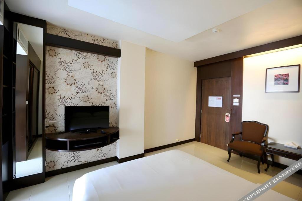 Synsiri Ladprao 130 Hotel Bangkok Exterior photo